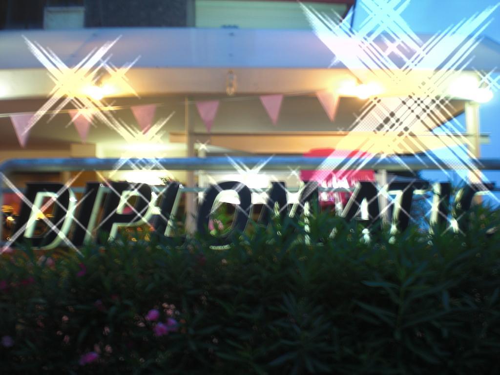 Hotel Diplomatic Riccione Dış mekan fotoğraf