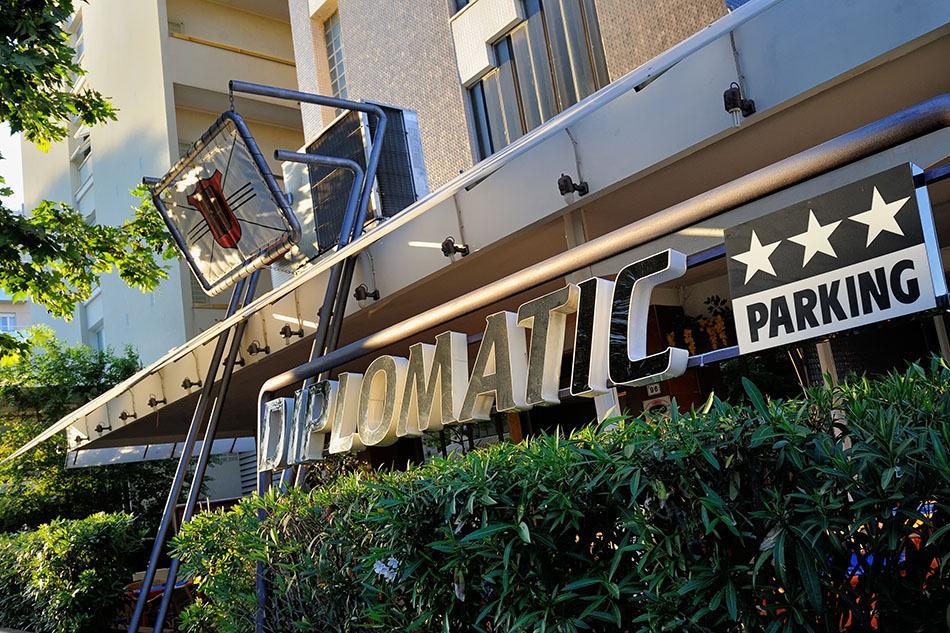 Hotel Diplomatic Riccione Dış mekan fotoğraf