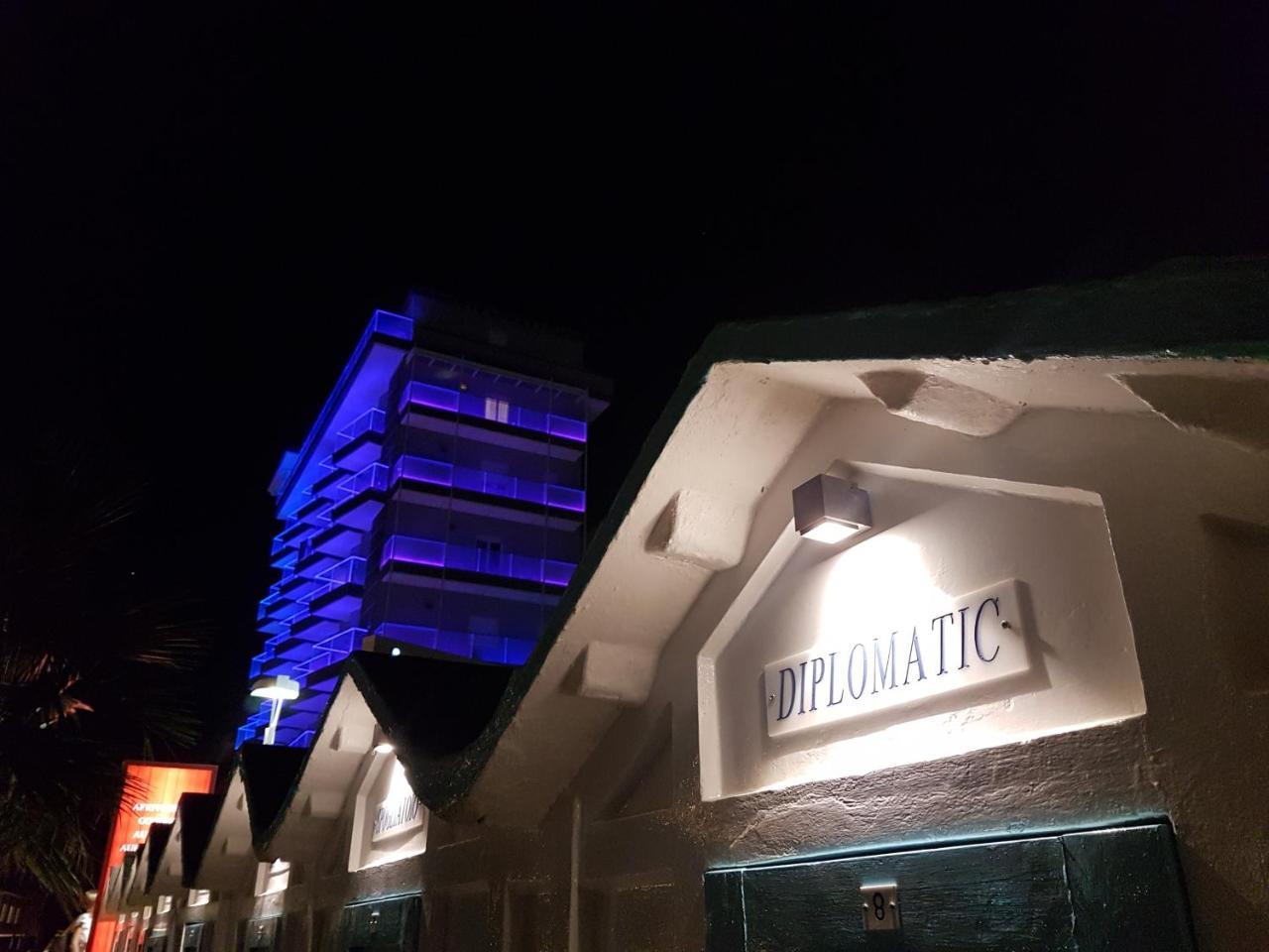 Hotel Diplomatic Riccione Dış mekan fotoğraf